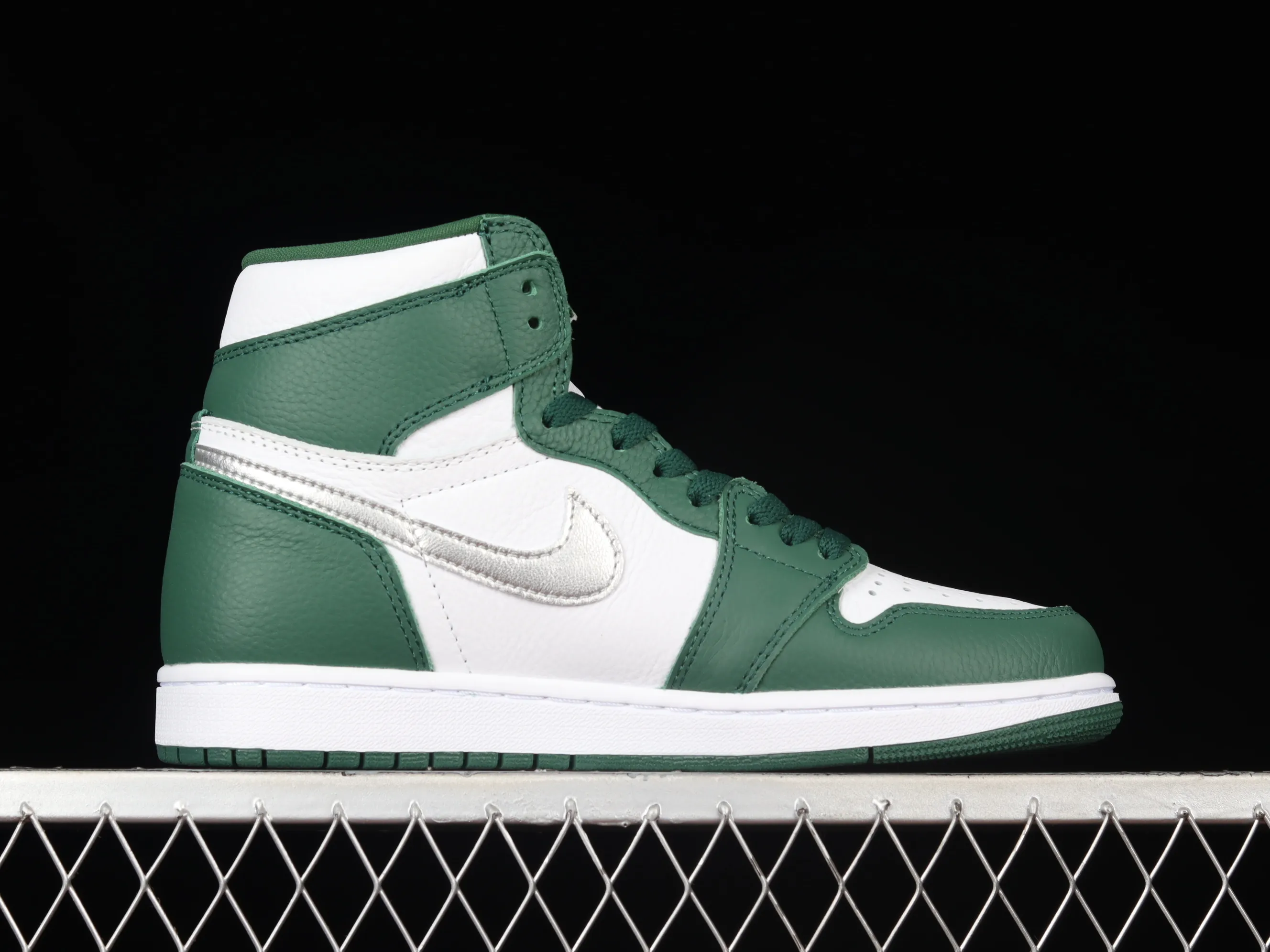 All categories Air Jordan Jordan series basketball shoes Air Jordan 1 High Air Jordan 1 High OG "Gorge Green" AJ1 Joe 1 white and green stitching DZ5485-303